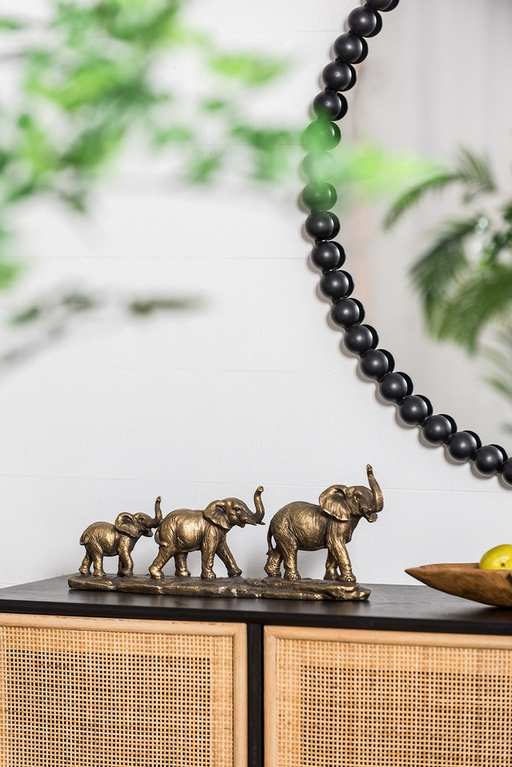Elephant Family Statue